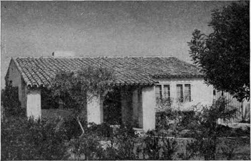 Attractive five room cottage with floor plan