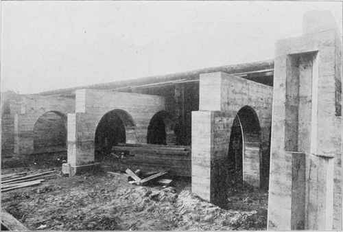 REINFORCED CONCRETE BENTS FOR SUPPORTING REINFORCED CONCRETE BRIDGE SLABS