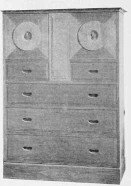 Oak Chest of Drawers with Cupboards.