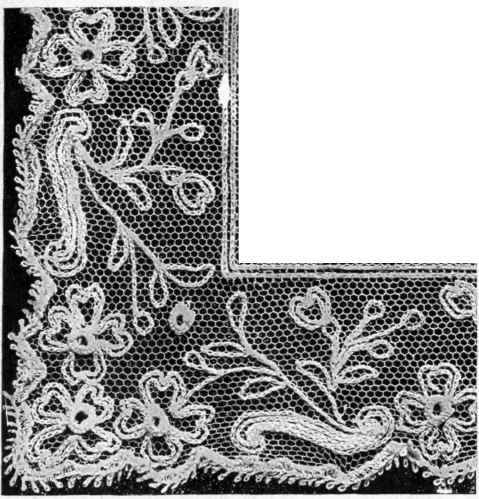 A very Handsome Handker hief Border which is not difficult to make.