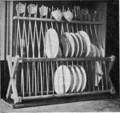 A Plate Rack 65