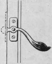 Lever catch for casement windows