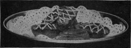 Petits Bateaux au Fromage with a little cheese and corraline pepper