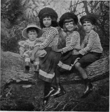 Photo, Abeniaca The children of the King and Queen of Italy prince Umberto, and the little Princesses Yolanda