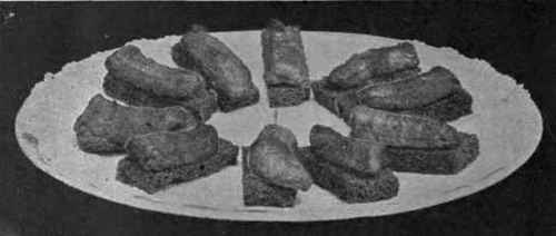 Croutes of Bananas. A novel manner in which to serve bananas