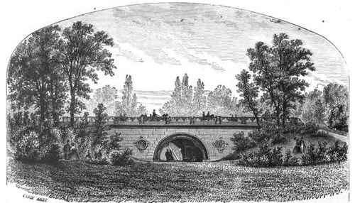 THE CENTRAL PARK. ARCHWAY UNDER DRIVE.