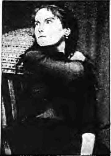 The same tube has been placed in front of the right eye of the same subject.