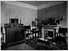 MAN'S STUDIO LIVING BOOM