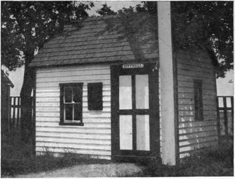 Simple Summer Cottages 407