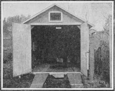 Front view of the automobile house