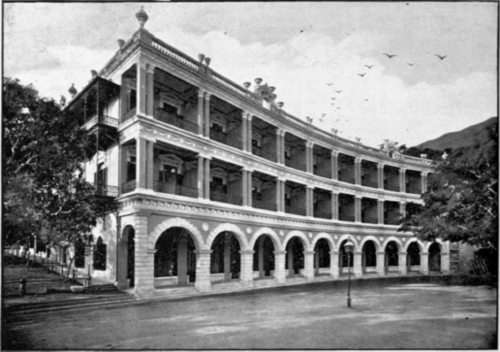 Deep Porticoes And Colonnades