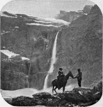 Gavarnie.